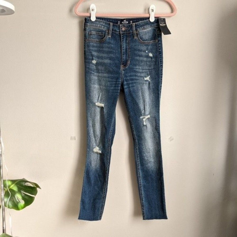 Hollister | NWT Ultra High-Rise Skinny Dark Wash Distressed Jeans Sz 26